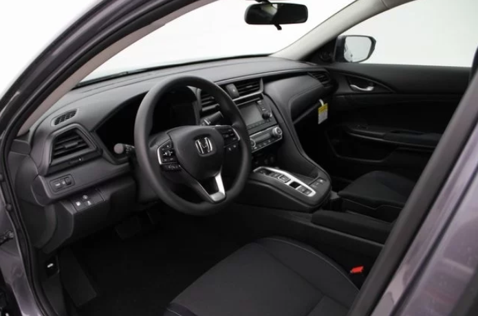 2019 Honda Insight Silver Sedan Honda Engine Info