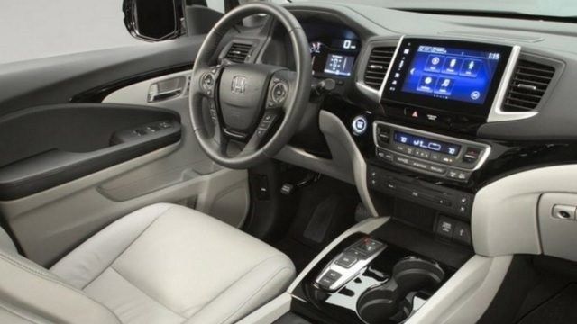 2019 Honda Pilot EX-L Interior