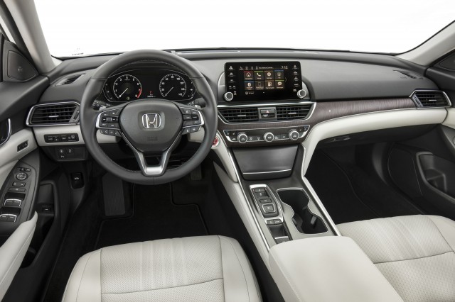 2020 Honda Accord Hybrid EX Specifications