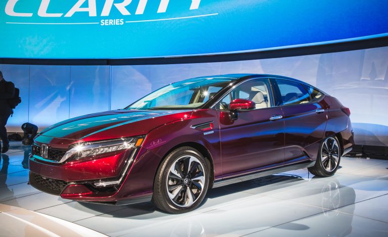 2020 Honda Clarity Plug-in Hybrid Fwd Spy Photo