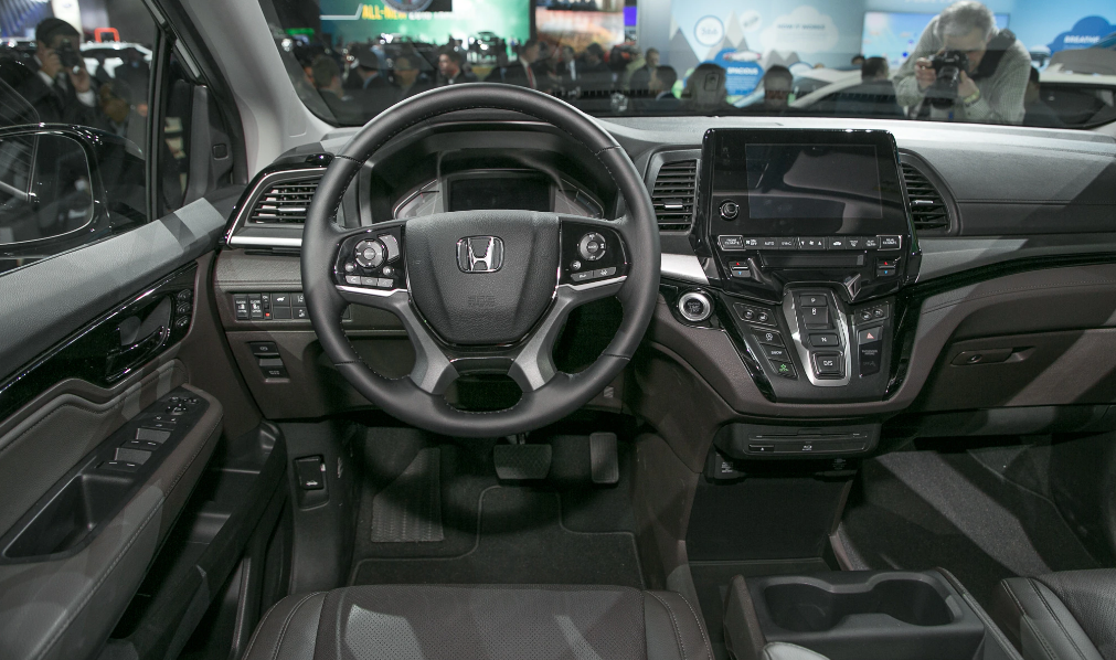 2024 Honda Odyssey Interior 1 