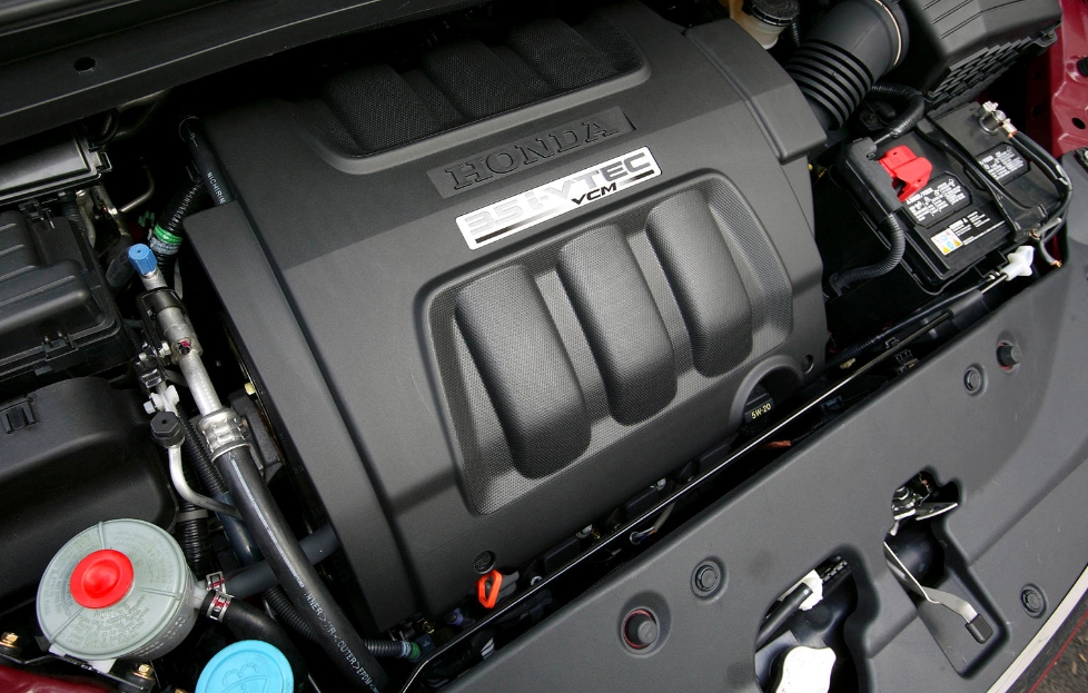 2024 Honda Odyssey Touring Engine