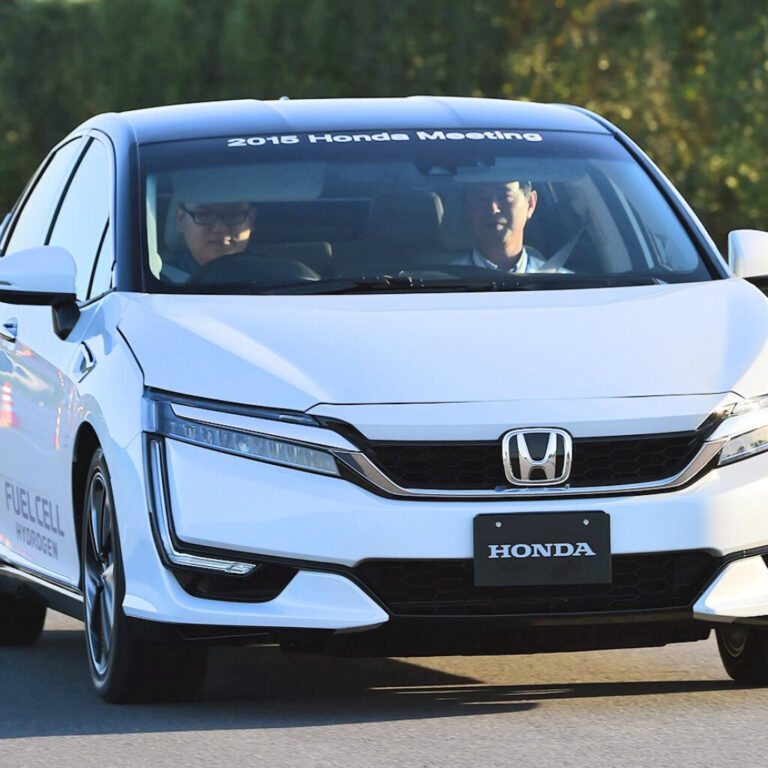 New 2025 Honda Clarity Fuel Cell: A Glimpse into the Future of Hydrogen-Powered Vehicles